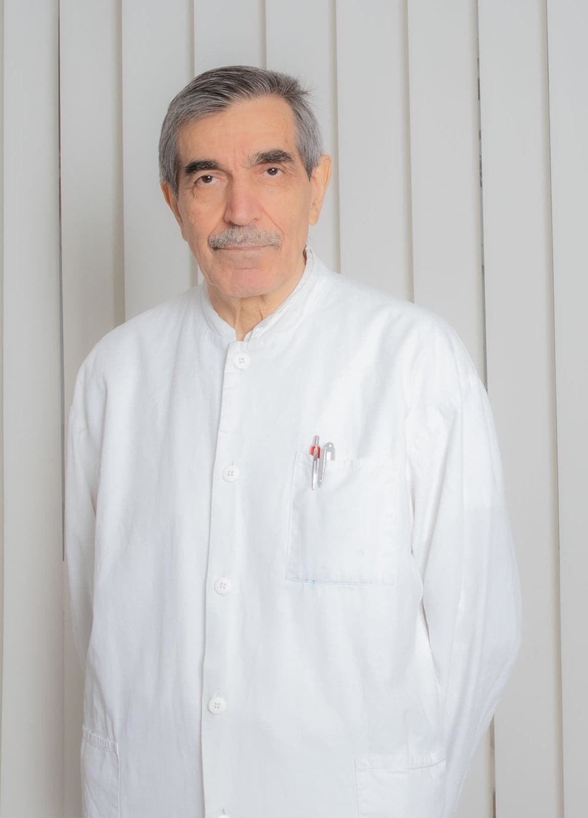 Dr. A. Z. Haidary, Gründer der Praxis
